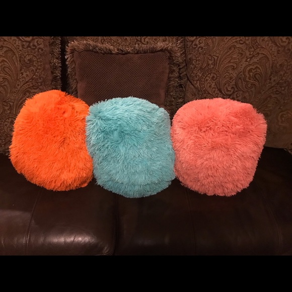 mainstays fluffy pillow